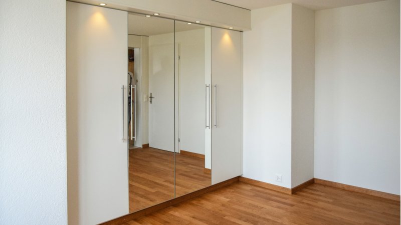 Einbauschrank, Boden, Beleuchtung